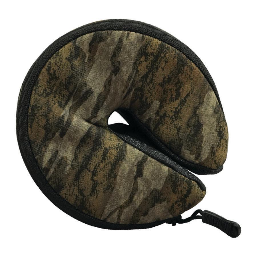Camouflage U‑shaped travel neck pillow with black trim and zipper pull.